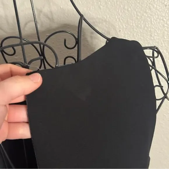 Kay Unger Sleeveless V Neck Sheath Dress 6 - Picture 10 of 11